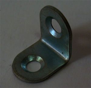 Уголок бытовой оцинкованный 19*19*12*2 мм (6шт,)