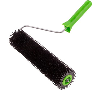 Валик игольчатый для наливных полов с ручкой, 300 мм