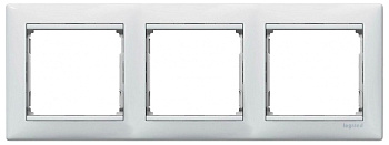 Рамка 3-ая белая Valena