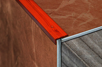 Порог для кромок ступеней 24*18мм-90см вишня