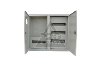 ЩРУ3в-36 Щит встроенный под 3 фазный счетчик+36 автоматов IP31/500*500*155***
