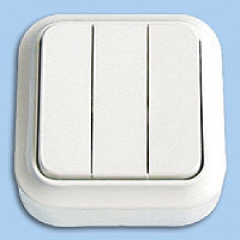 Выключатель наружный 3-клавишный белый