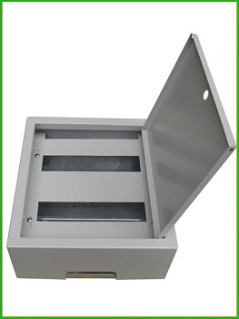 ЩРН--24  IP31 Щит на 24 автомата наружний с замком 310*300*120